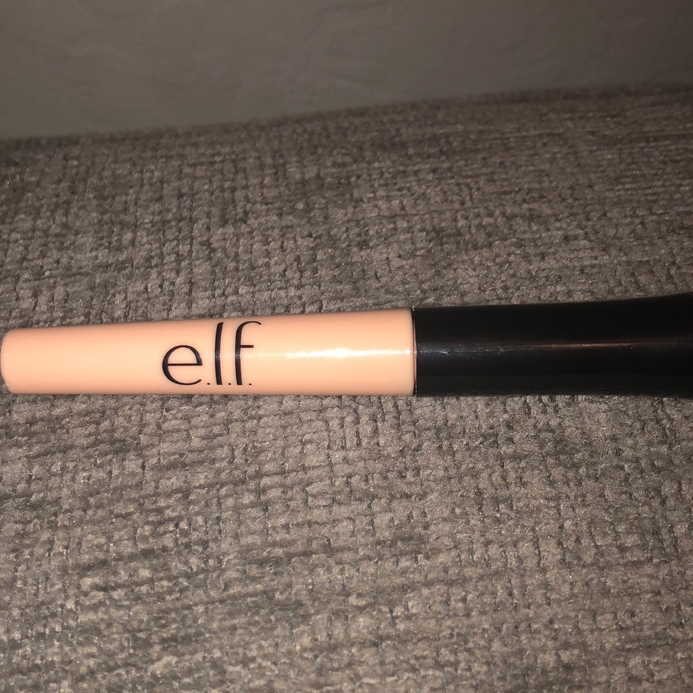 elf eye lid concealer